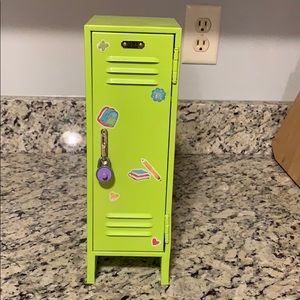 American Girl locker (green)